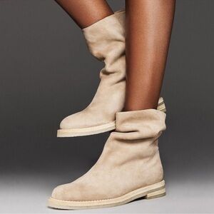 Tamara Mellon Made In Italy Sand Suede Boots, New in Box,39.5
$345 $695
